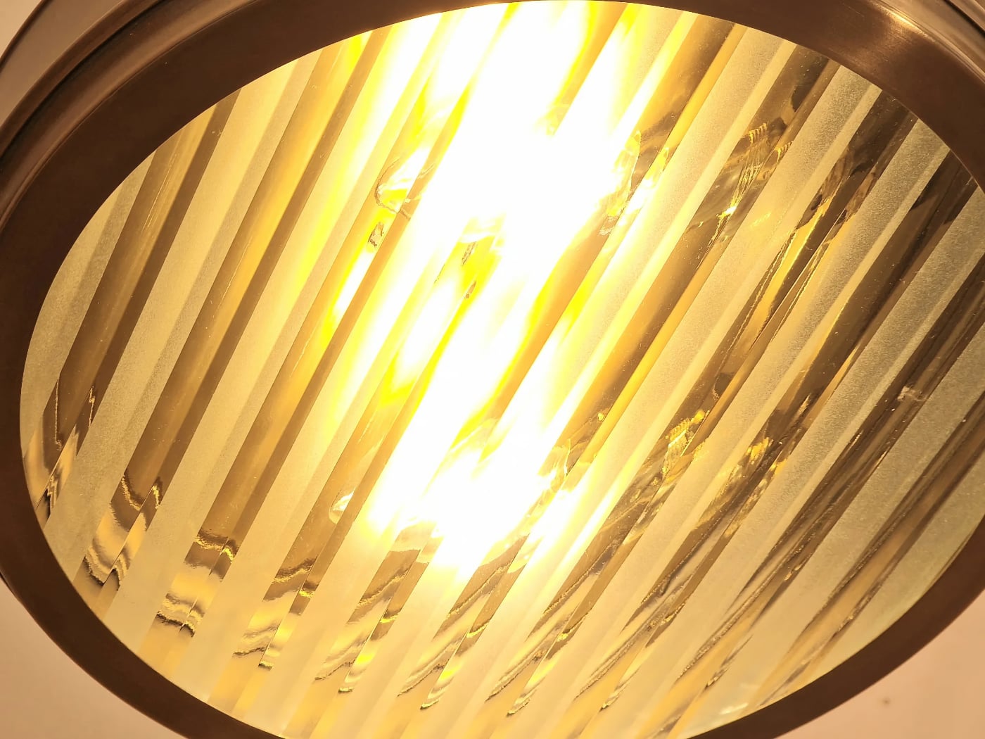 Large Chandelier with Six Brass Discs, Fig. 8