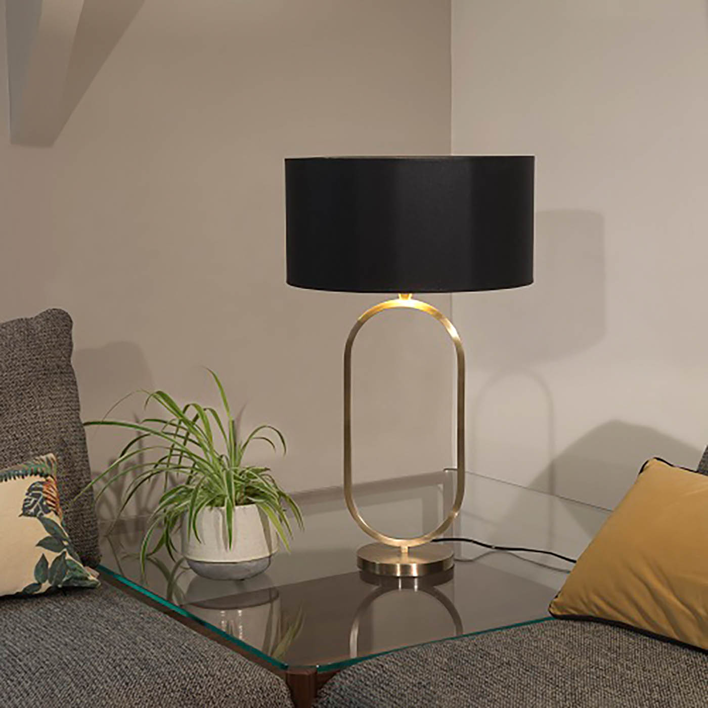 Elegant Fabric Shade Table Lamp with Brass Base, Two Sizes L203: Modell 2 in natur matt satiniert mit anderem Stoffschirm (bitte anfragen)