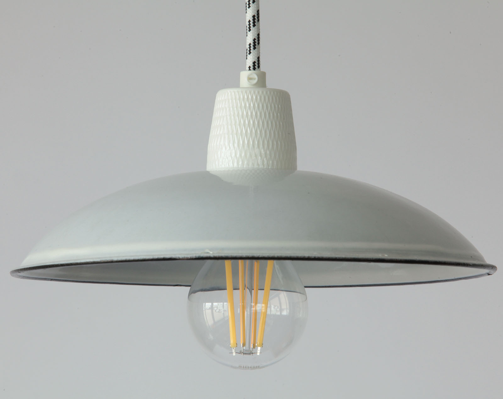Unique Pieces with Antique Enamel Shades: Pendant Lamp 240 mm, Fig. 2 Unique Pieces with Antique Enamel Shades: Pendant Lamp 240 mm, Fig. 2