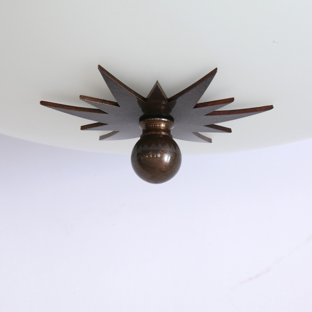 Bild 4: Verzierter Glashalter (Stern-Dekor) Jugendstil-Deckenleuchte mit matt-opalem Pilz-Glas Ø 25/30/40 cm: Verzierter Glashalter (Stern-Dekor)
