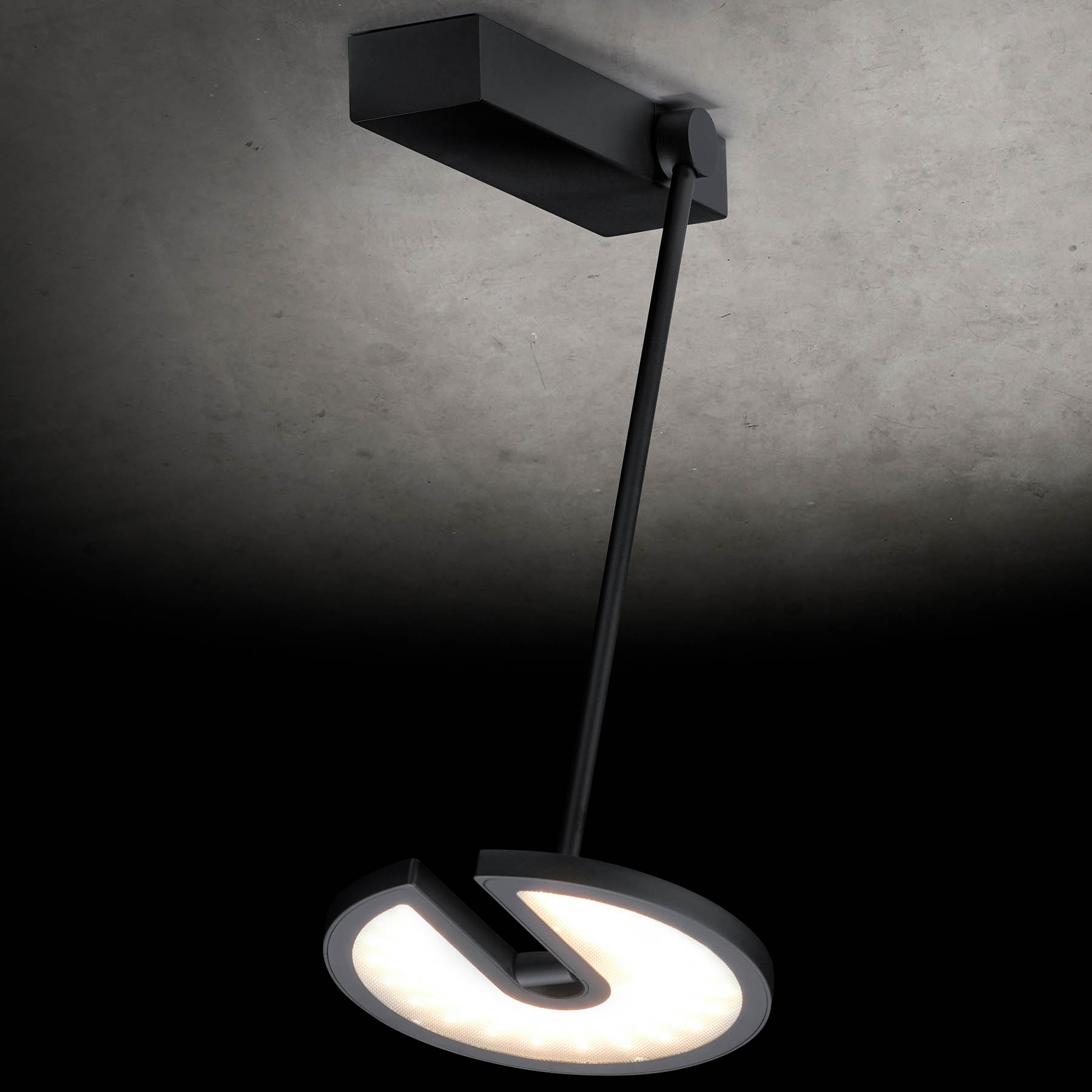 JANUS E articulated ceiling light with high-end LED technology, Fig. 1