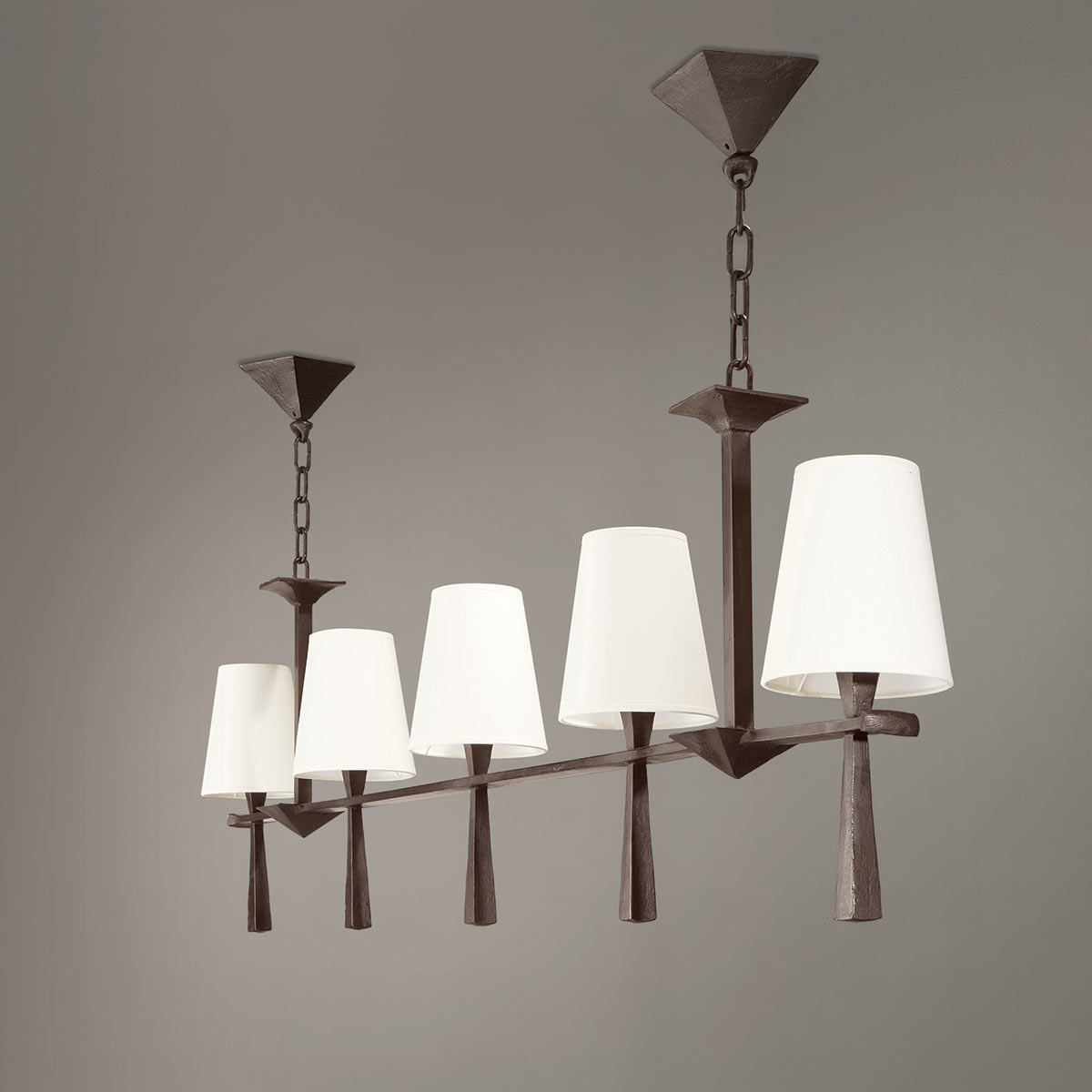 Bild 7: Großes Modell, Bronze brüniert Balken-Hängeleuchte aus Bronzeguss PABLO (drei Größen): Großes Modell, Bronze brüniert