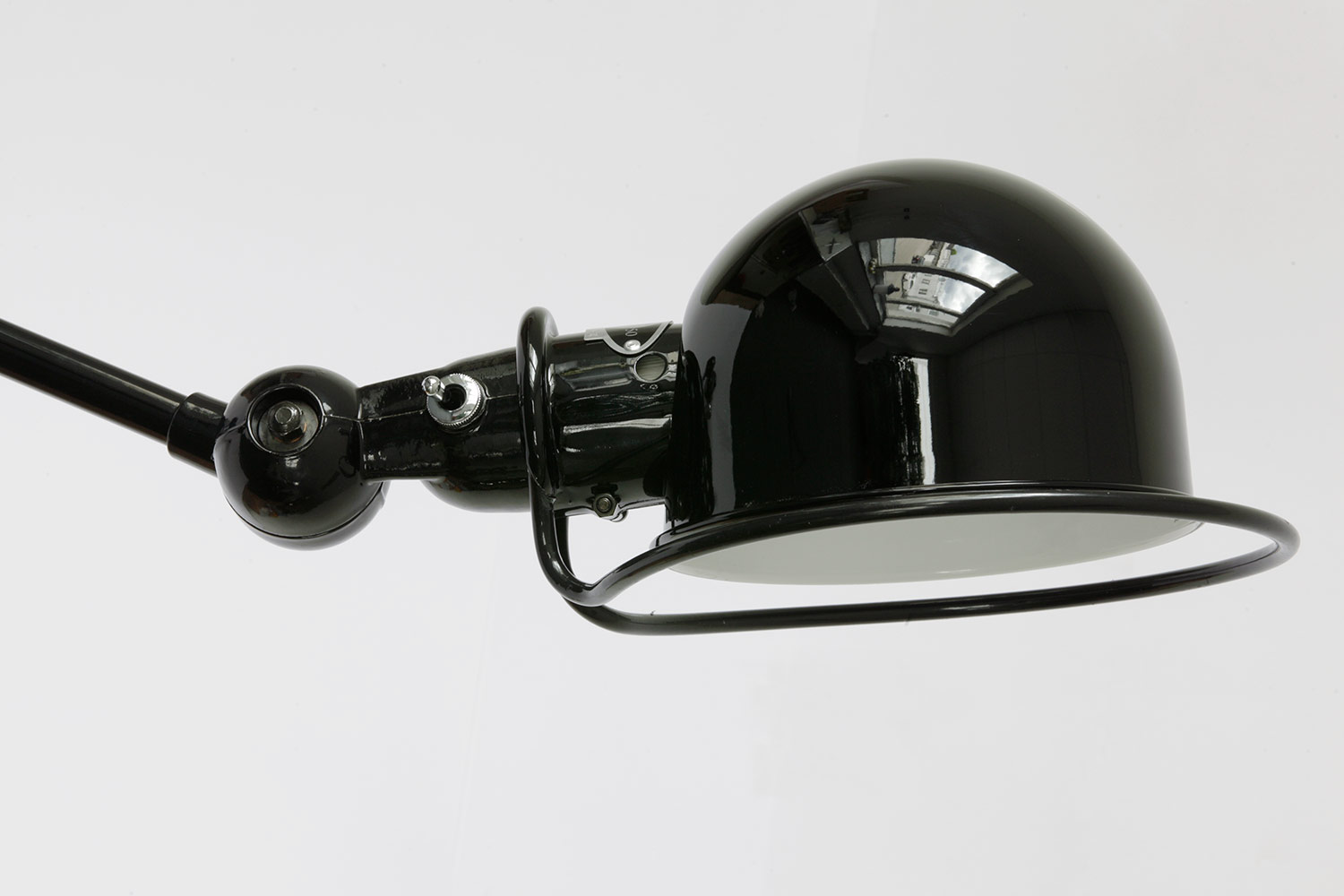 LOFT D9403 Gelenk-Stehleuchte mit drei Segmenten: Schwarz glänzend