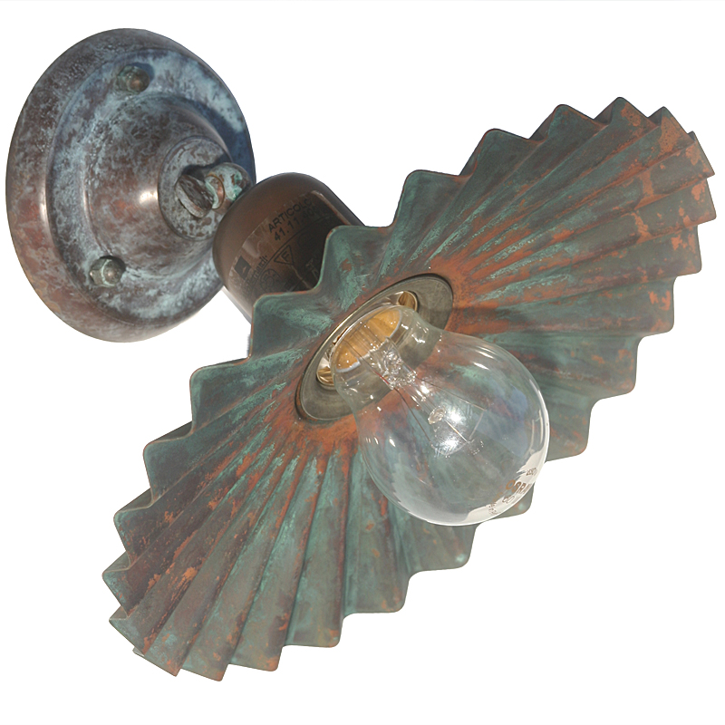 CIVETTA Rustic wall light with corrugated copper shade