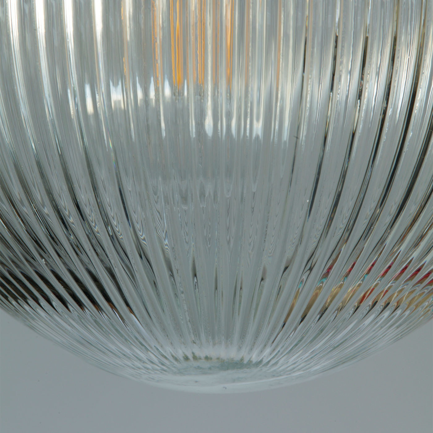 Kleine Ketten-Hängelampe mit Holophan-Glaskugel 20 cm, Bild 9