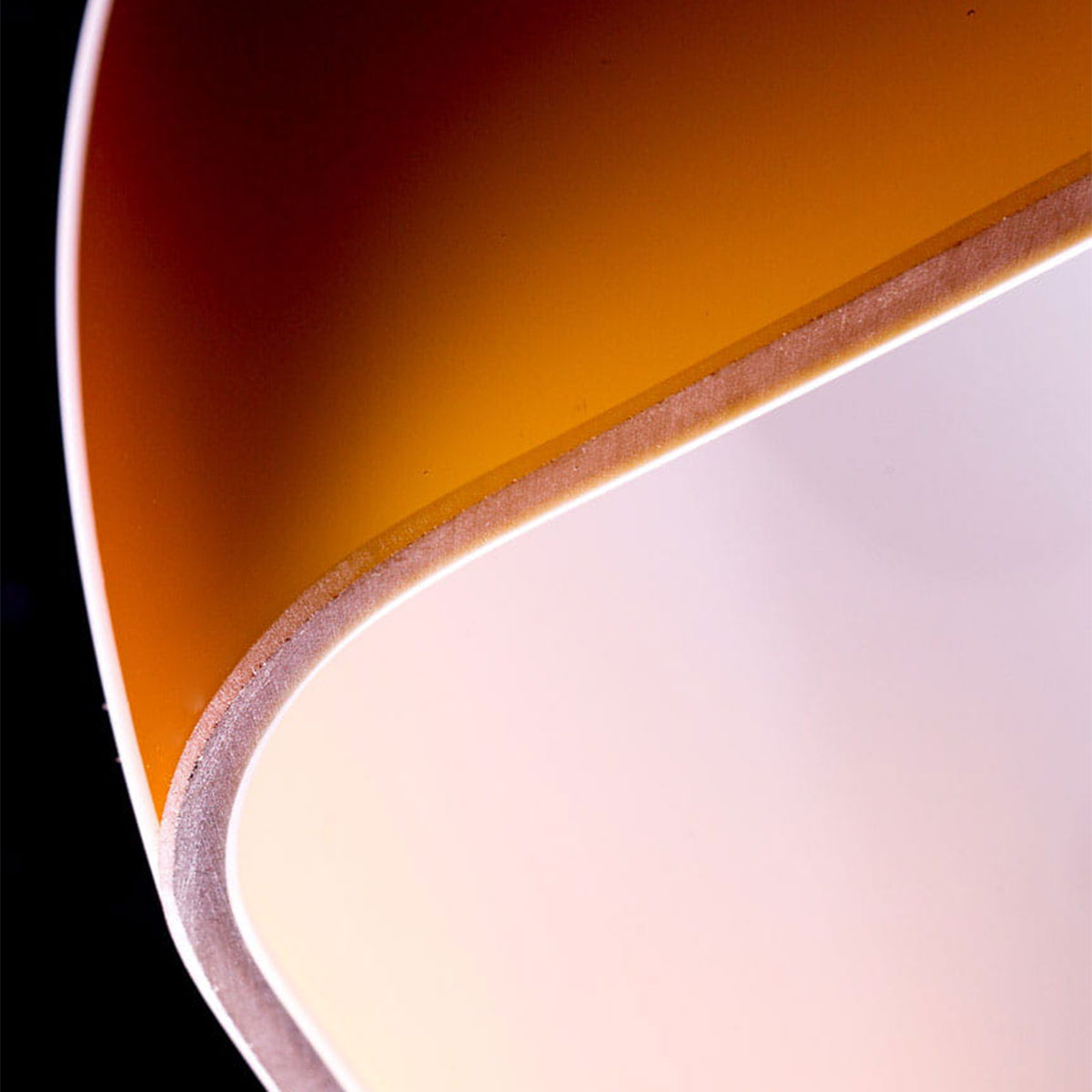 Klassische Schreibtischlampe: Bankerlampe mit rundem Sockel: Vierschichtiges Opalglas sorgt für eine besonders schönes Licht