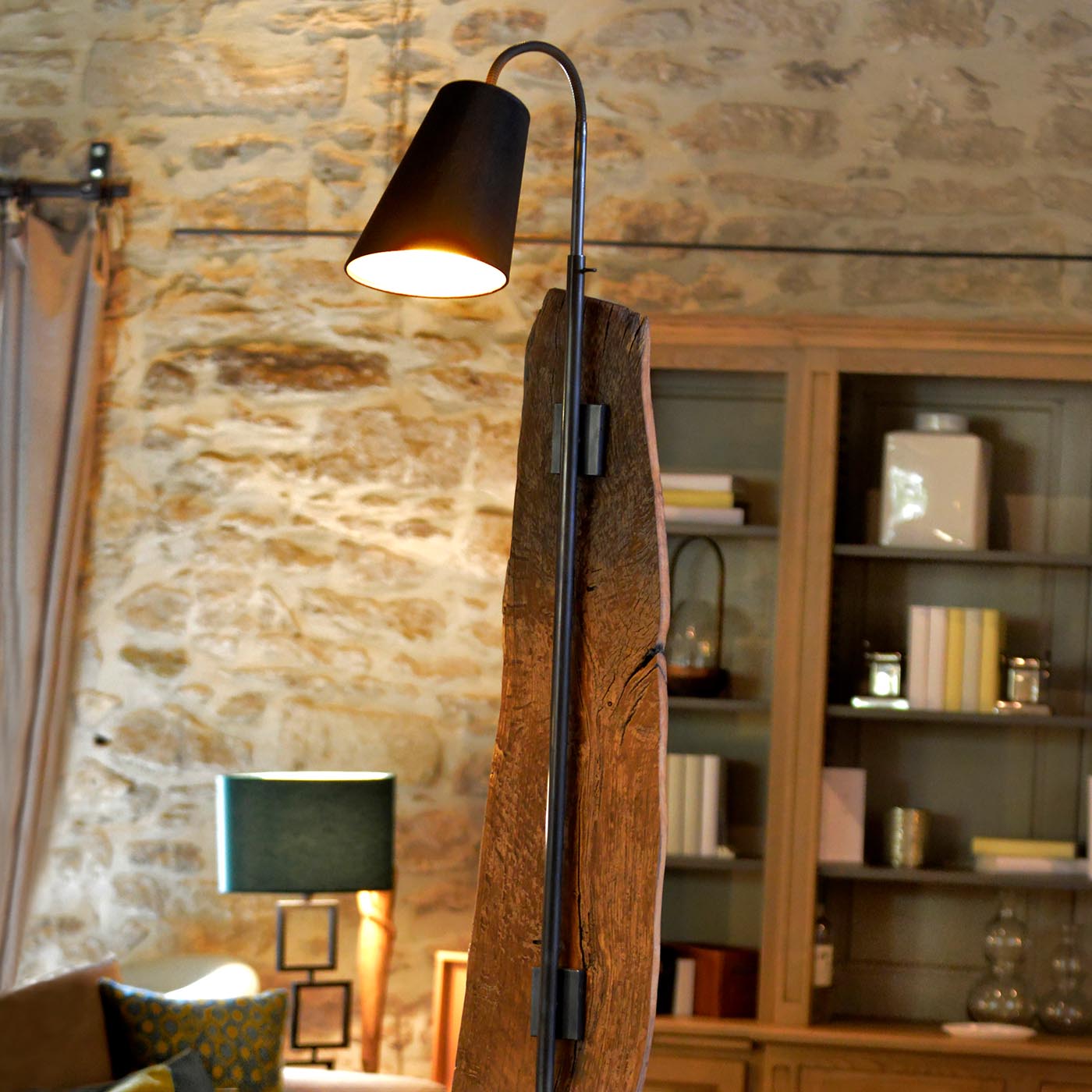 Adjustable French Wall Light with Small Textile Shade ALL350, Fig. 8