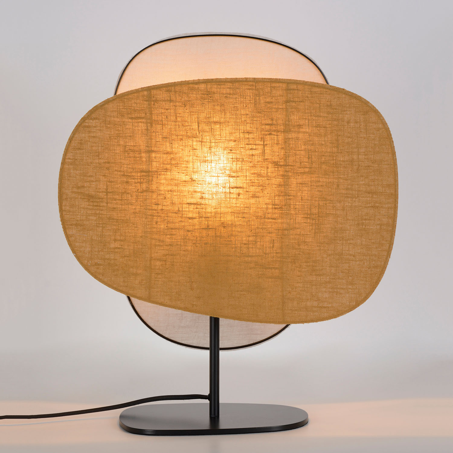 Tischleuchte im Retro-Design aus Leinen SCREEN 70's