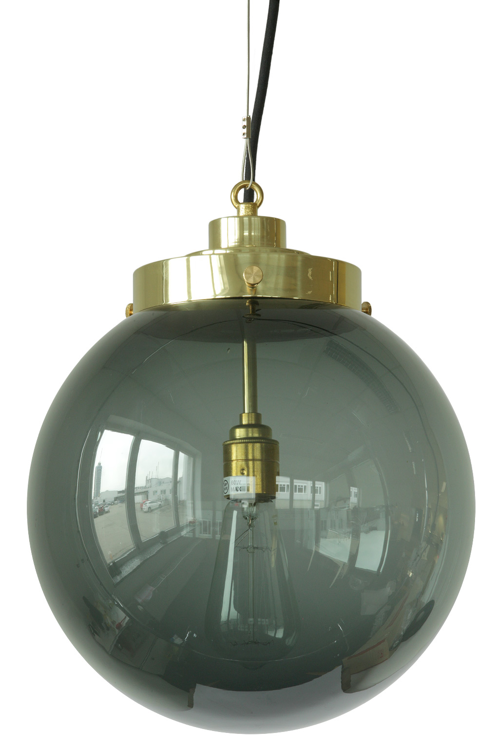 Kugel-Hängeleuchten mit Rauchglas in drei Größen: Schwarzglas-Kugellampe von BTC, mittleres Modell Ø 30 cm, FP541, Messing poliert