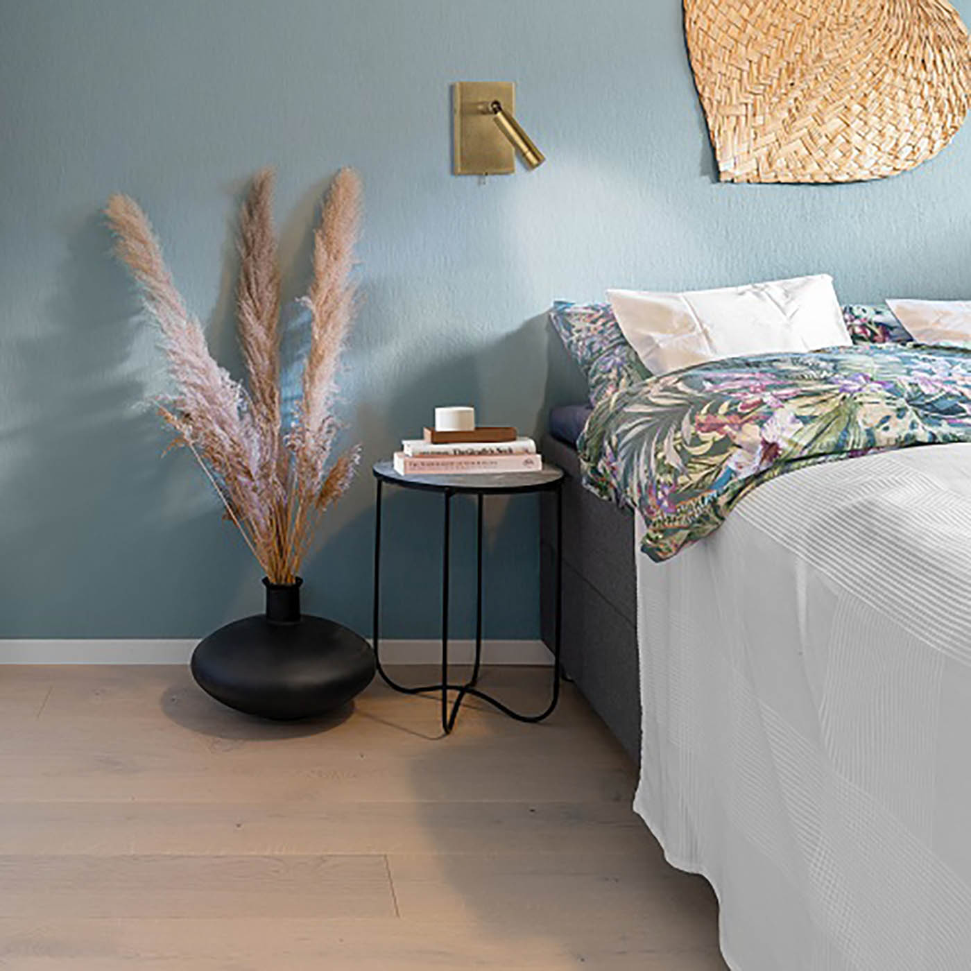 LED-Gelenk-Spot aus Messing, z. B. als Bettleuchte AL46, Bild 8