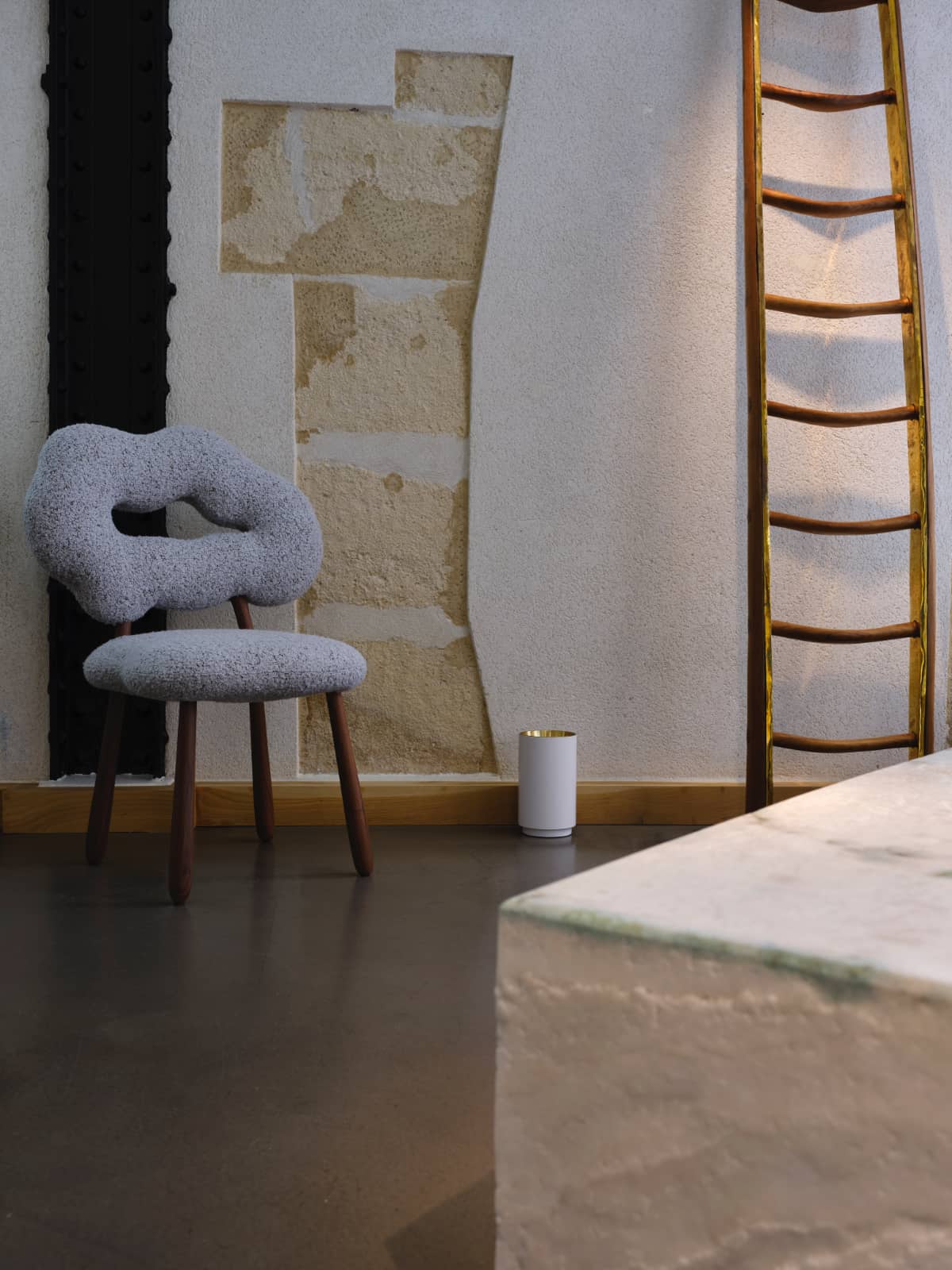 TOBO Floor Spotlight with Brass Reflector, Fig. 6 TOBO Floor Spotlight with Brass Reflector, Fig. 6