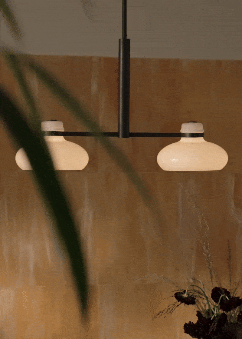 Vierflammige Opalglas-Pendelleuchte MAGNUS C4, Bild 6 Vierflammige Opalglas-Pendelleuchte MAGNUS C4, Bild 6