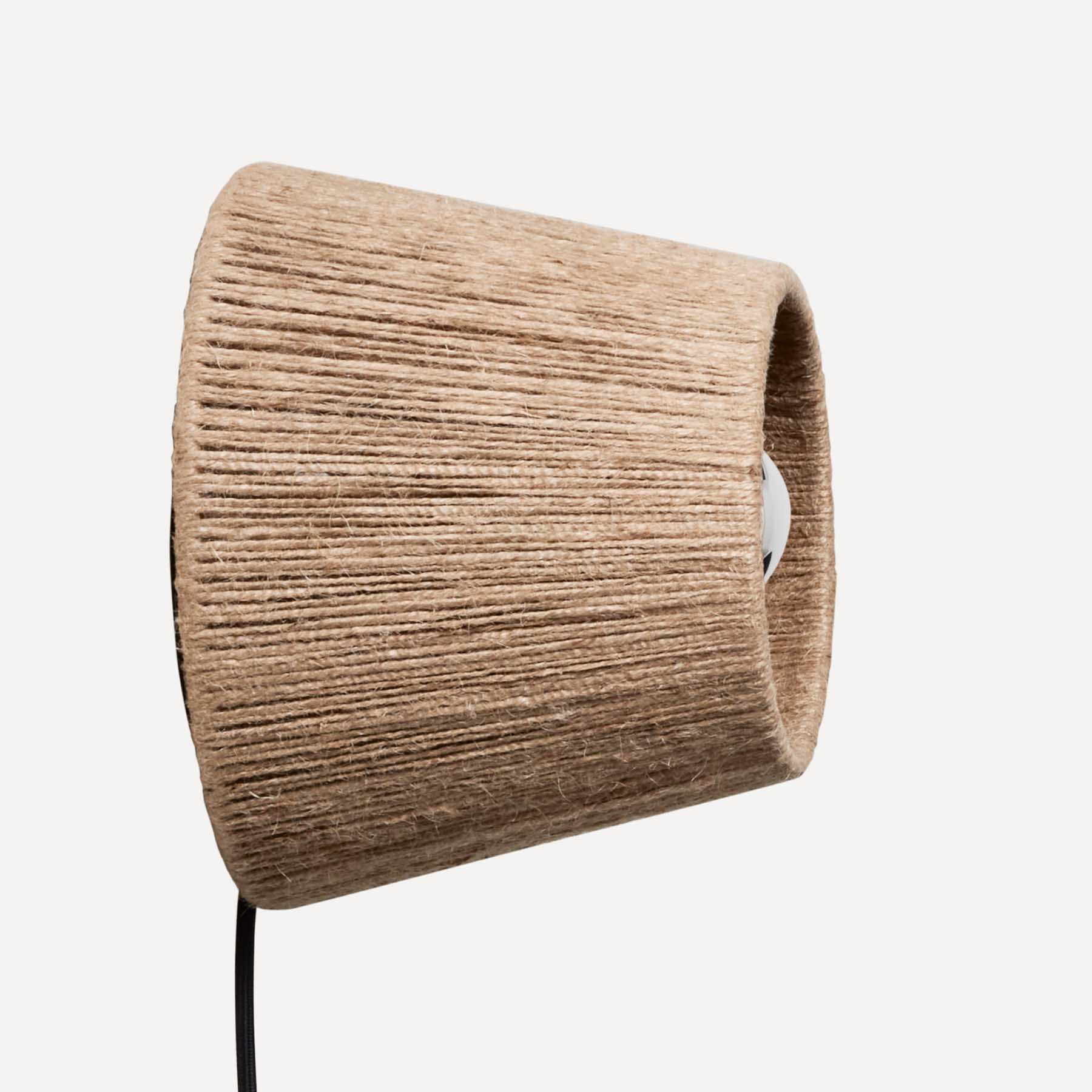Schlichte Wandleuchte aus Jute, Ø 23 cm Schlichte Wandleuchte aus Jute, Ø 23 cm