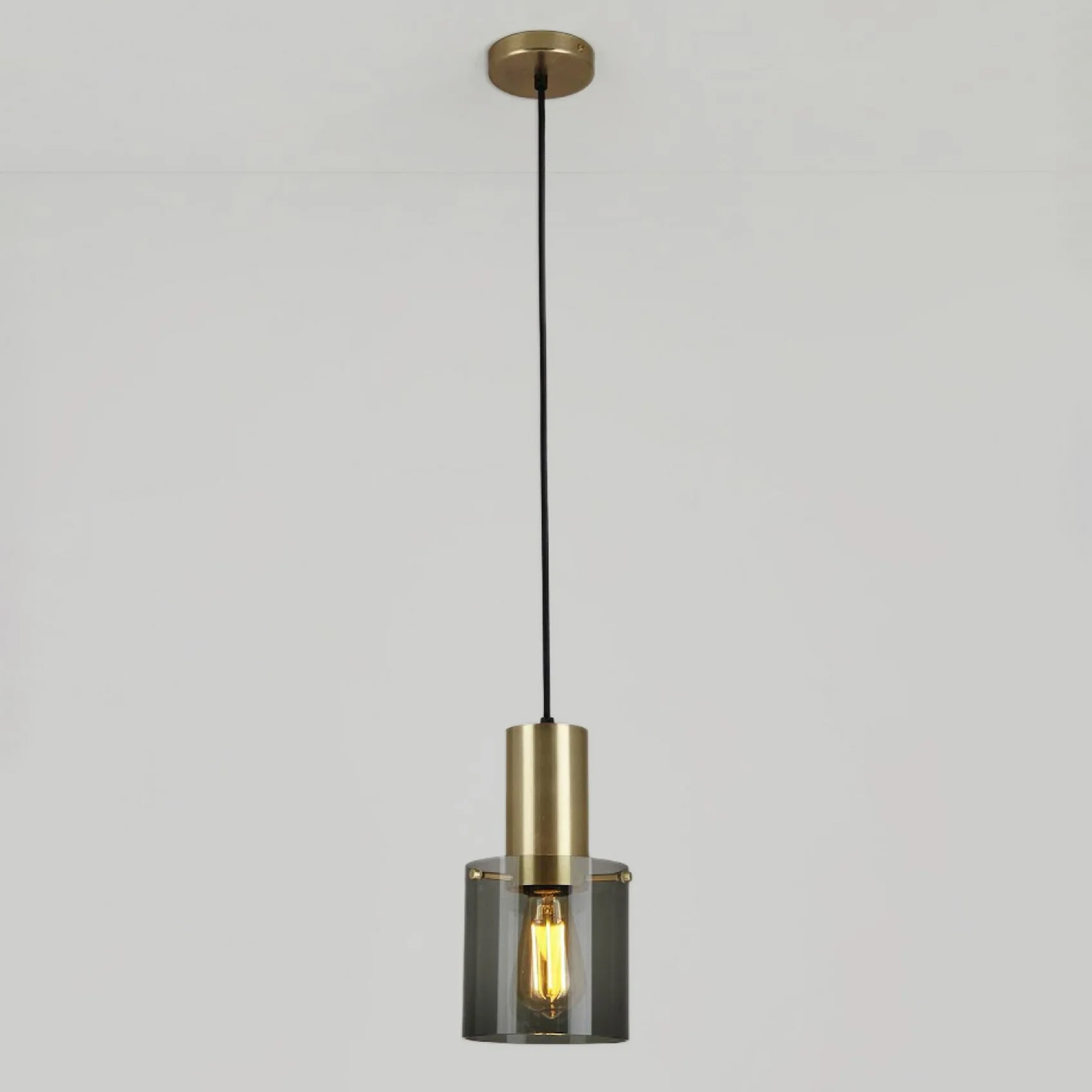 Brass or copper glass-cylinder pendant lamp WALTER: Das kleine Modell mit Messing und Rauchglas