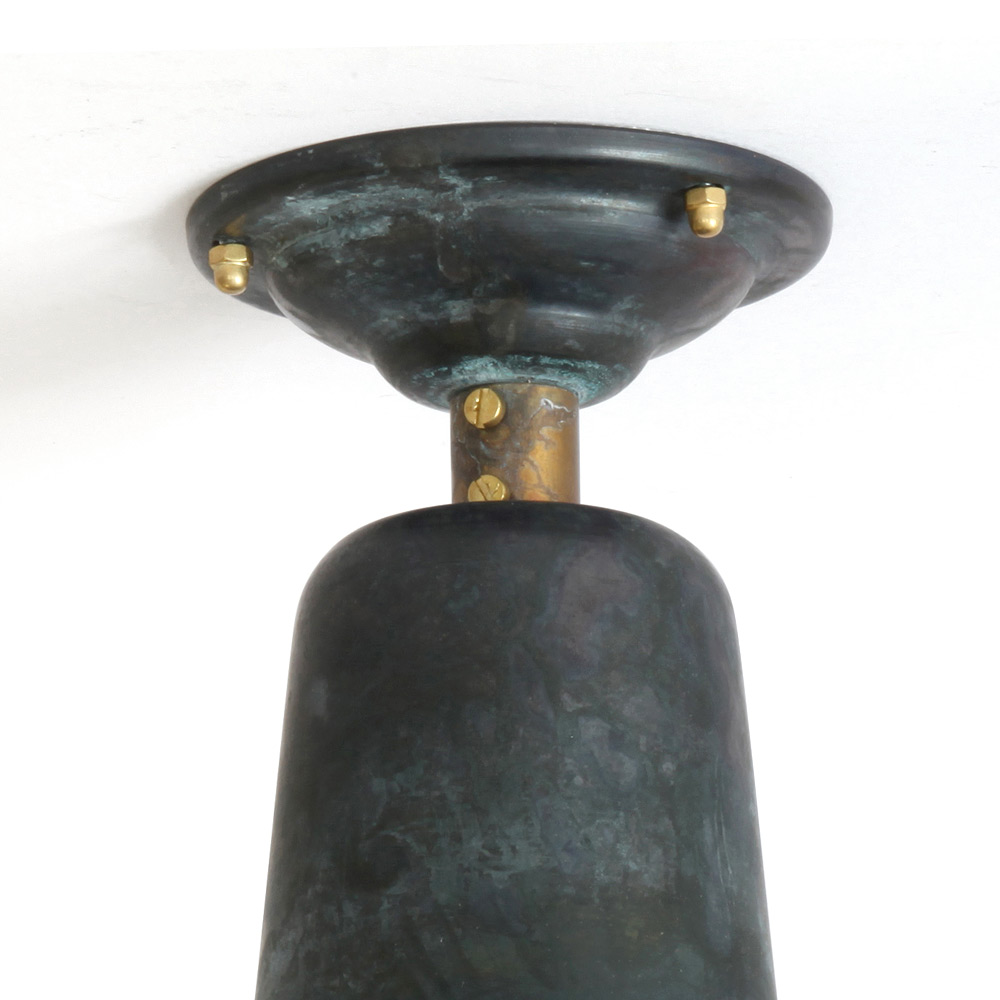 Bild 3: Deckenrosette (Ø 11 cm) mit Messingmuffe und Messing-Hutmuttern, hier Kupfer patiniert BERLIN Deckenleuchte Kupfer patiniert Ø 25-60 cm: Deckenrosette (Ø 11 cm) mit Messingmuffe und Messing-Hutmuttern, hier Kupfer patiniert