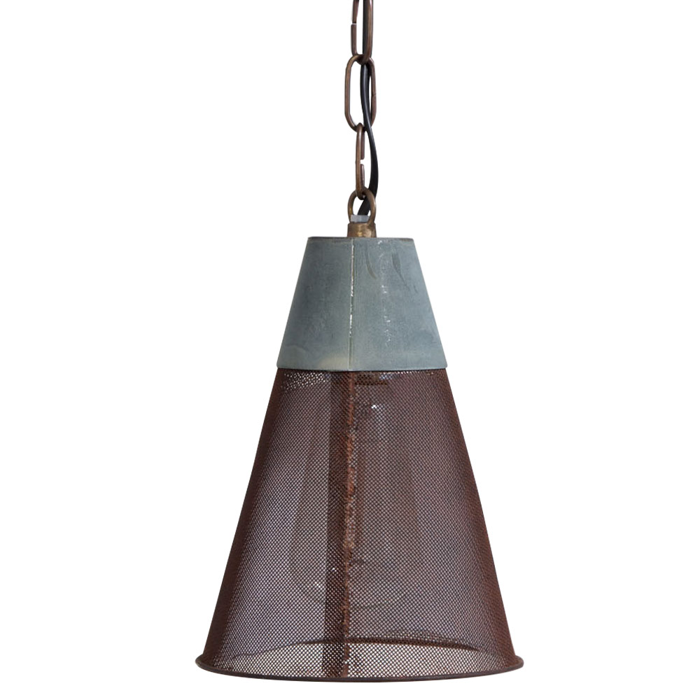 Kleine Pendelleuchte aus Zink mit fein perforiertem Messingschirm Kleine Pendelleuchte aus Zink mit fein perforiertem Messingschirm