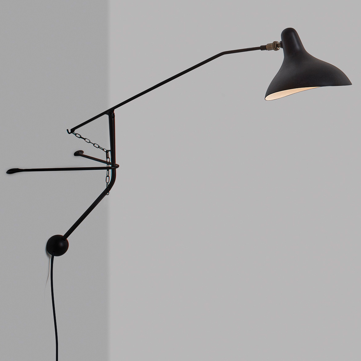 MANTIS BS2 MINI Ausleger-Wandleuchte LED im Mid-Century Design