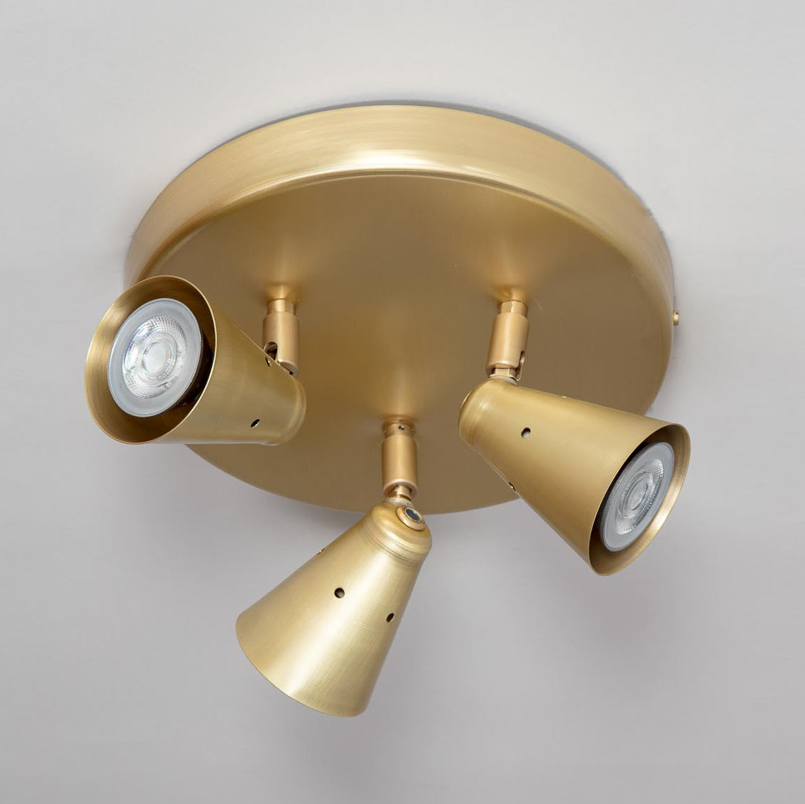 Bild 4: Messing satiniert Kleiner Dreifach-Deckenstrahler aus Frankreich ROTISSE: Messing satiniert