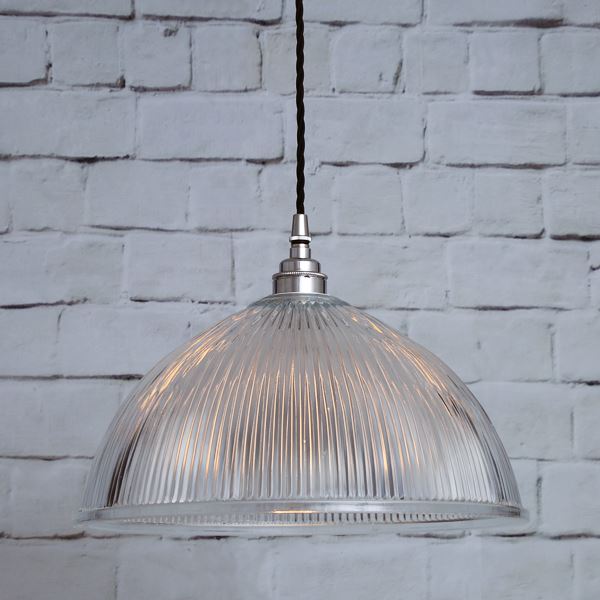 Bild 5: Hängelampe mit schönem, prismatischem Glas, Messingteile Chrom poliert Holophanglas-Hängelampe mit halbrundem Schirm: Hängelampe mit schönem, prismatischem Glas, Messingteile Chrom poliert