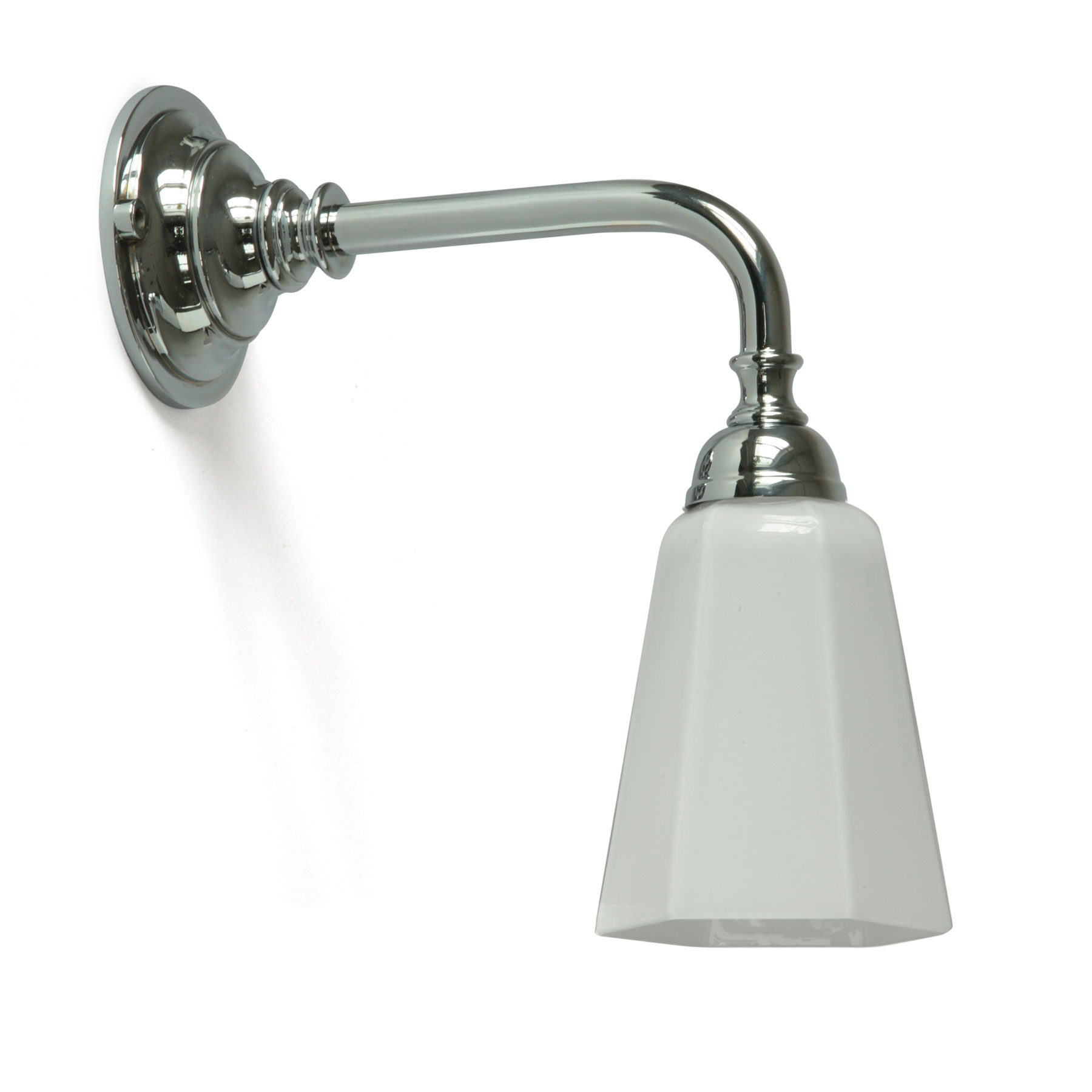 Nostalgische Bad-Wandleuchte in Chrom mit Opalglas