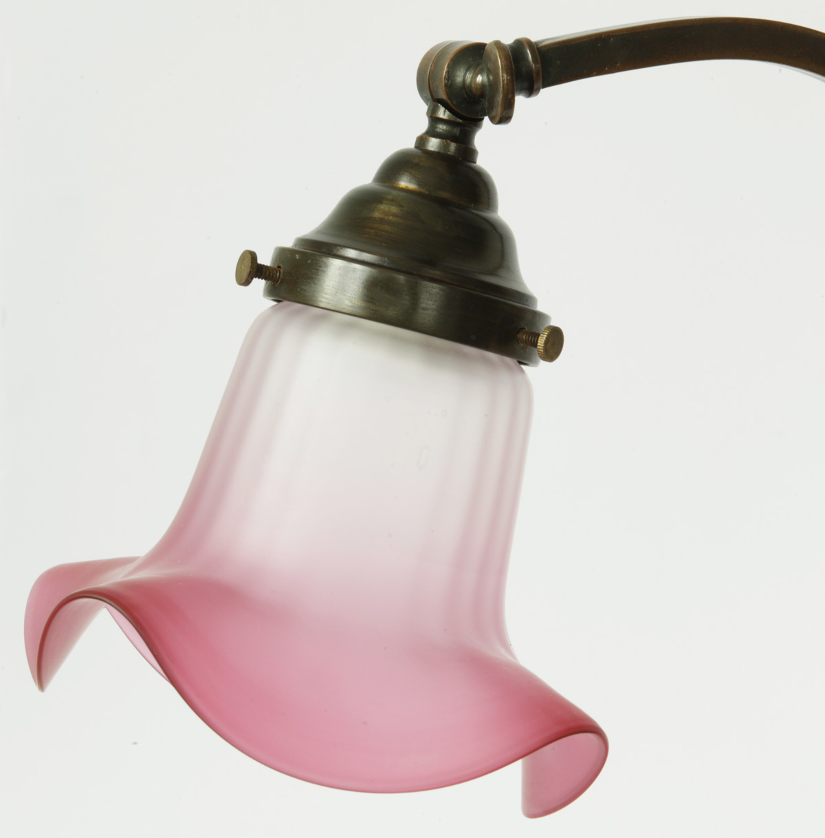 Fig. 3: Schirm-Gelenk und originales Rosalinglas Antique Art Nouveau Table Lamp, Germany, ca. 1920 – SOLD: Schirm-Gelenk und originales Rosalinglas