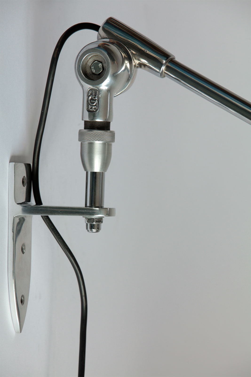 Gelenk-Wandleuchte nach Ferdinand SOLÈRE im Industriestil der 1950er Jahre, Bild 6 Gelenk-Wandleuchte nach Ferdinand SOLÈRE im Industriestil der 1950er Jahre, Bild 6