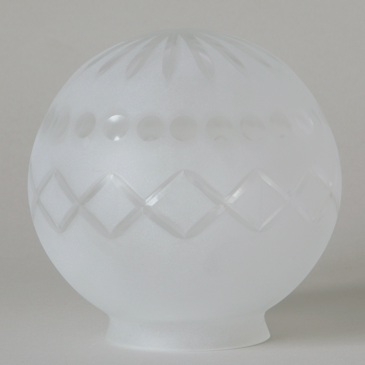 Bild 4: Kugelglas geschliffen 15 cm Kleine Deckenlampe mit geschliffenem Satinglas Ø 15 cm: Kugelglas geschliffen 15 cm