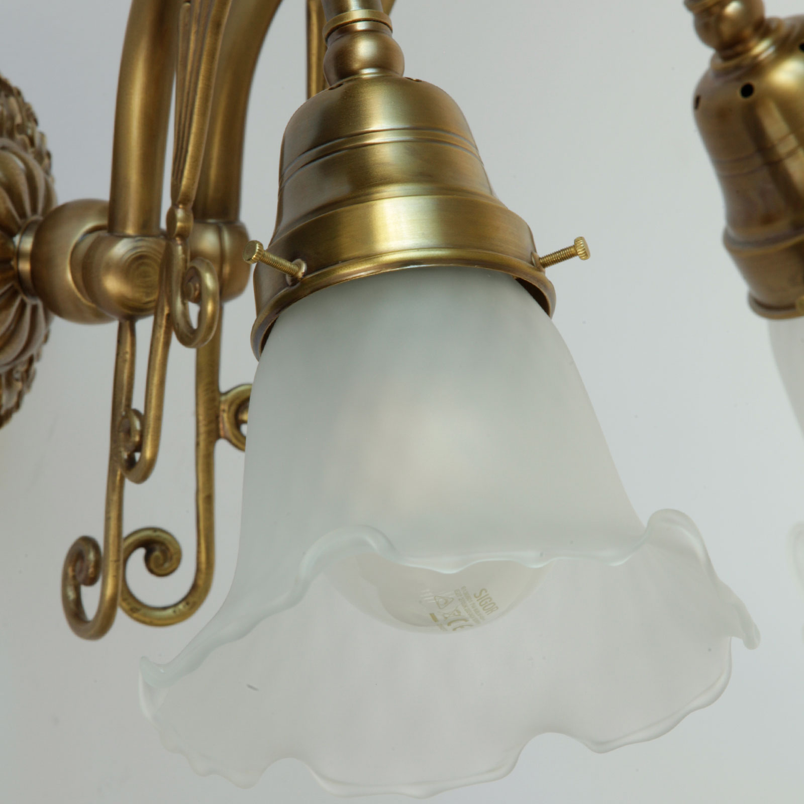 Bild 4: Messing antik patiniert Filigrane Doppel-Wandleuchte mit Jugendstil-Ornamenten: Messing antik patiniert