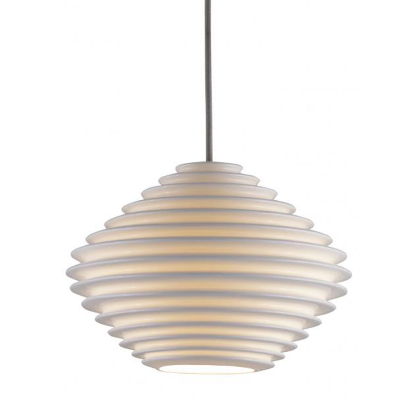 Lamellen-Pendelleuchte aus Porzellan FIN HORIZONTAL Lamellen-Pendelleuchte aus Porzellan FIN HORIZONTAL