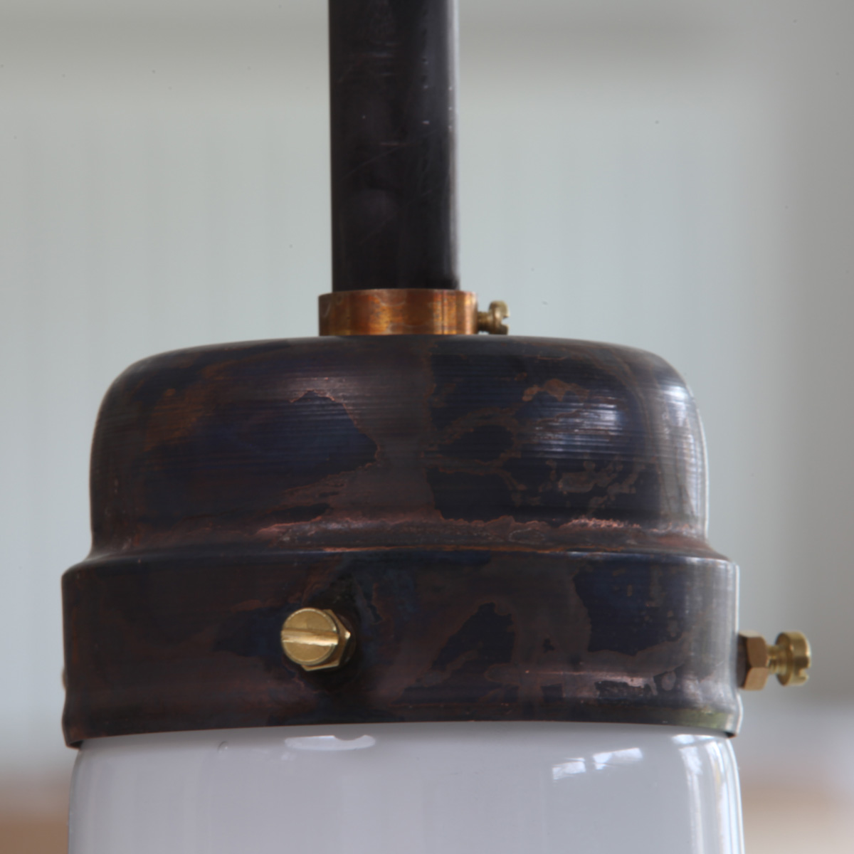 Fig. 13: Kupfer patiniert "Luzette" Pendant Light of Early German Industrial Style: Kupfer patiniert