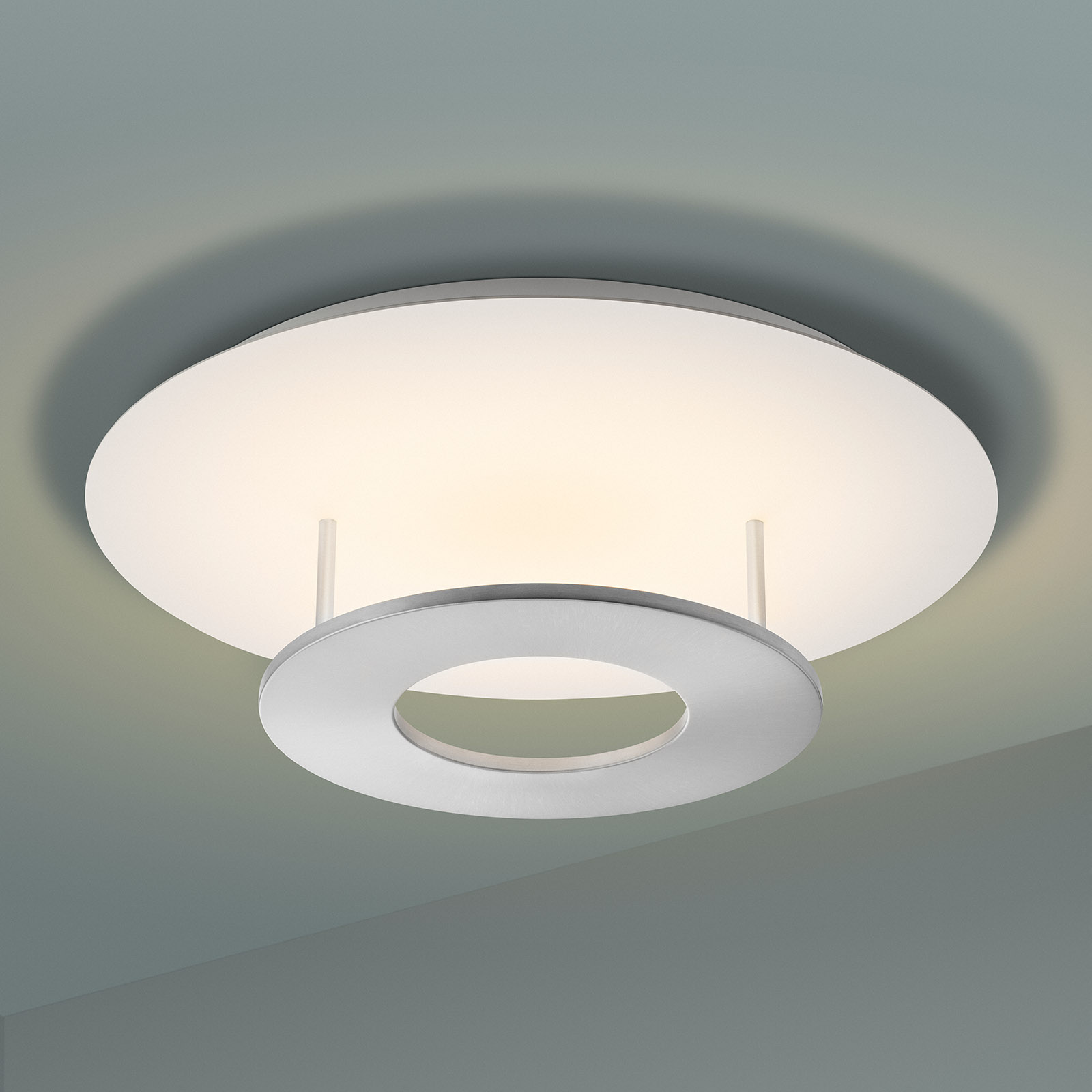 Sehr helle LED-Deckenleuchte NOVA D für indirektes Licht, Ø 50 cm: Abgebildet in Aluminium matt