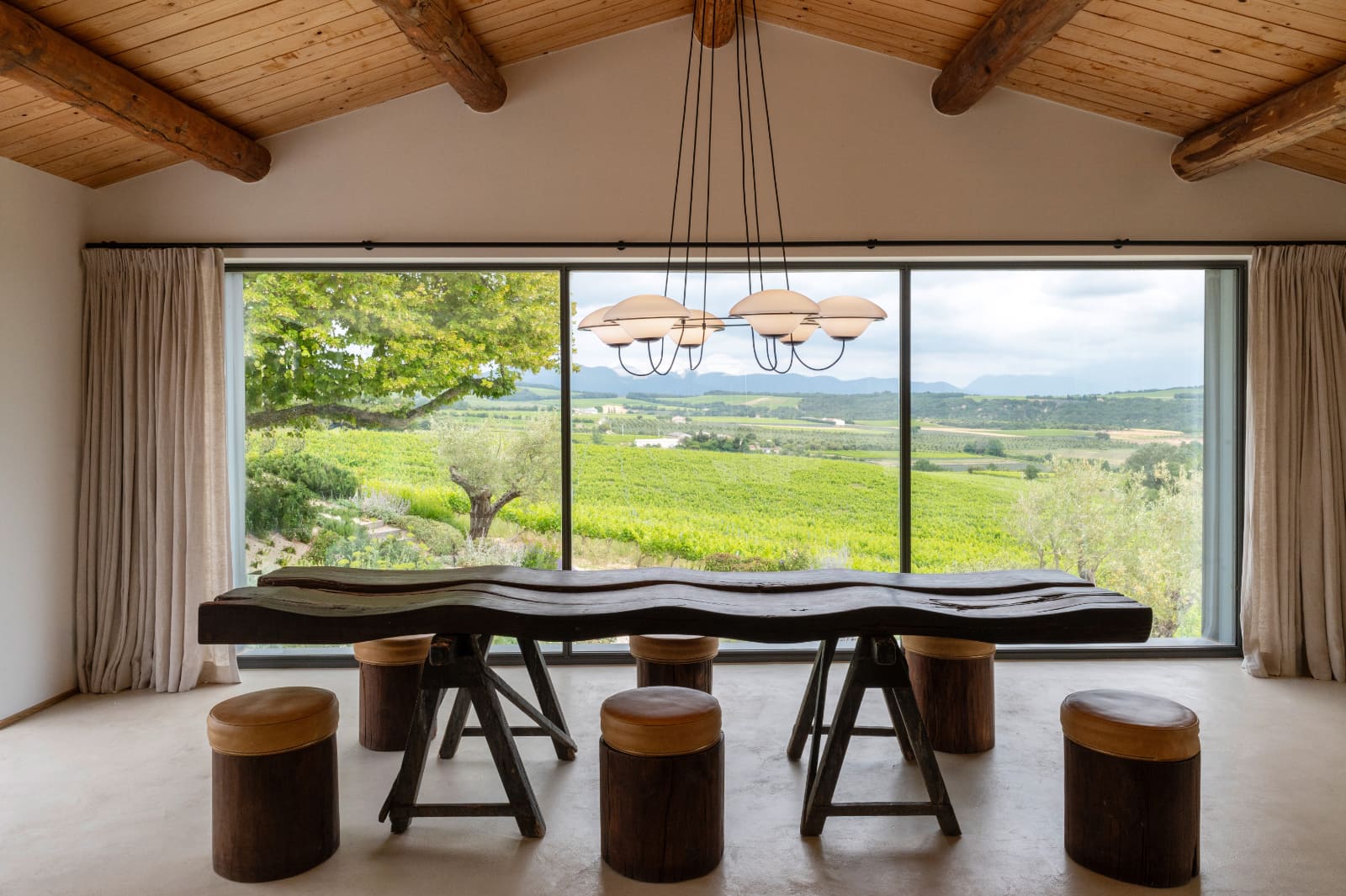 Retro-Futuristischer UFO-Design-Kronleuchter IN THE AIR 6, Bild 2 Retro-Futuristischer UFO-Design-Kronleuchter IN THE AIR 6, Bild 2