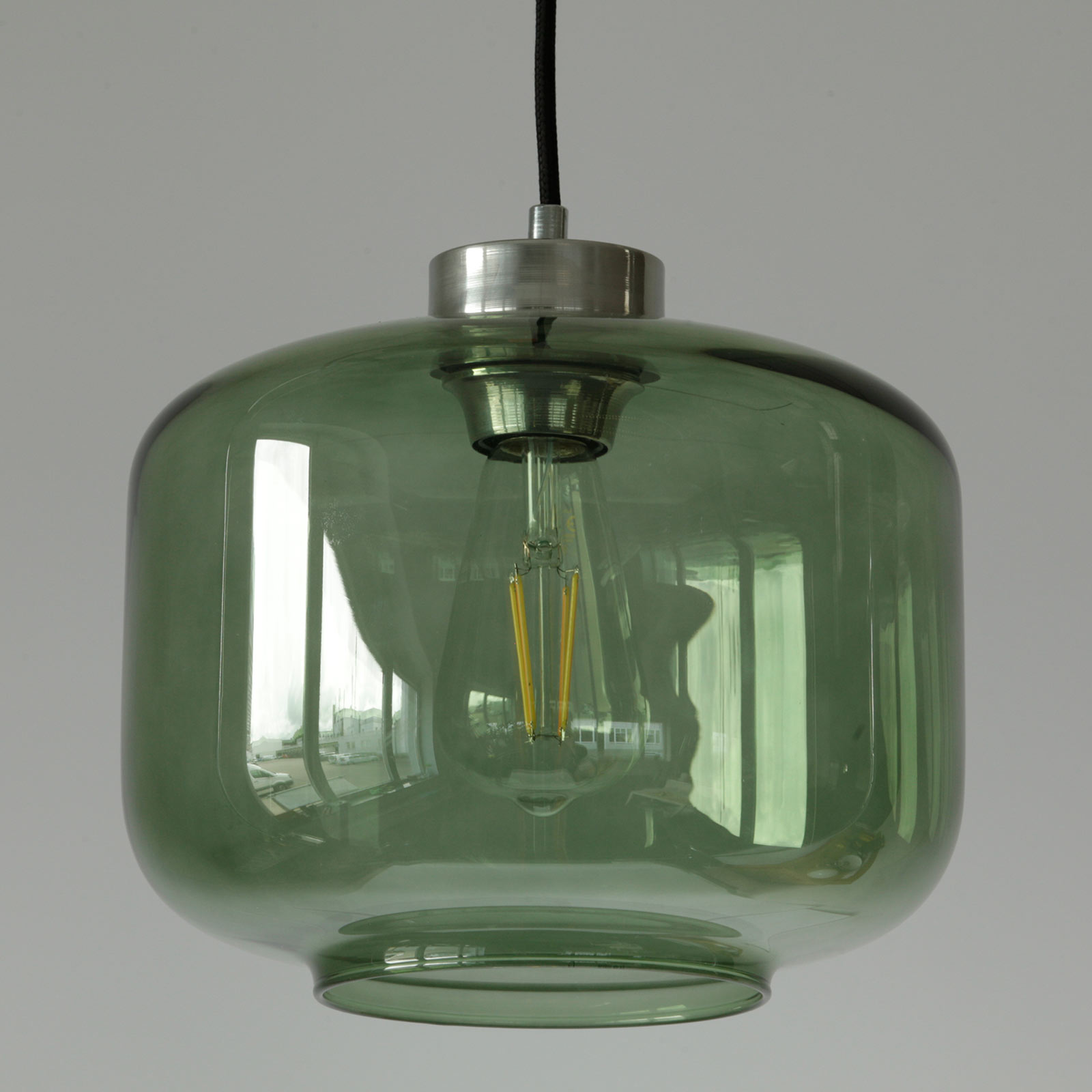 Bild 9: Pendelleuchte mit grünem Glas, Stahl poliert Glas-Pendelleuchte in verschiedenen Glasfarben DJAVA: Pendelleuchte mit grünem Glas, Stahl poliert