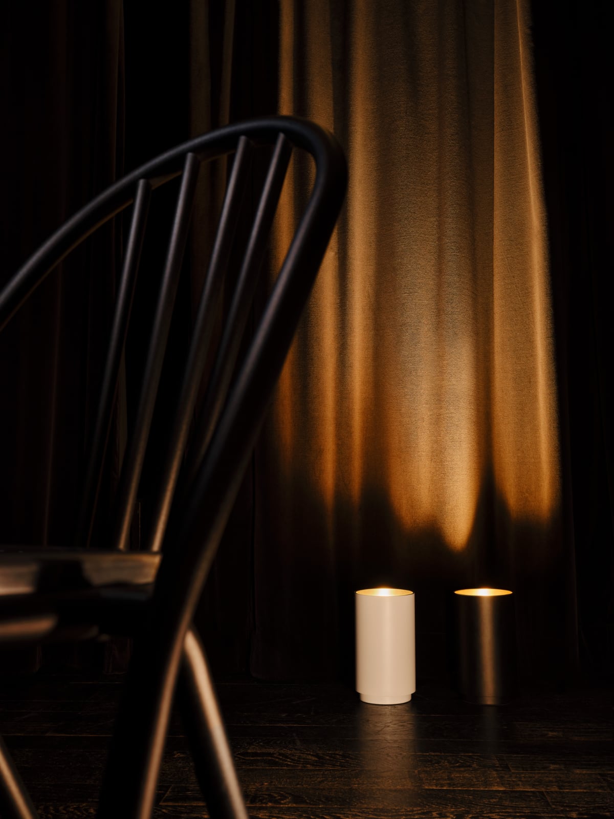 TOBO Floor Spotlight with Brass Reflector, Fig. 8 TOBO Floor Spotlight with Brass Reflector, Fig. 8