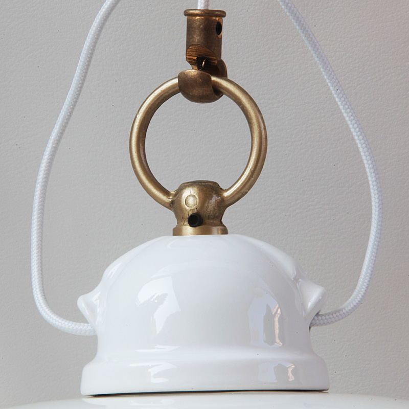 Fig. 6: Halterung der Pendelleuchte mit weißem Textilkabel DELFT Pendulum lamp or pendant lamp made of ceramic: Halterung der Pendelleuchte mit weißem Textilkabel