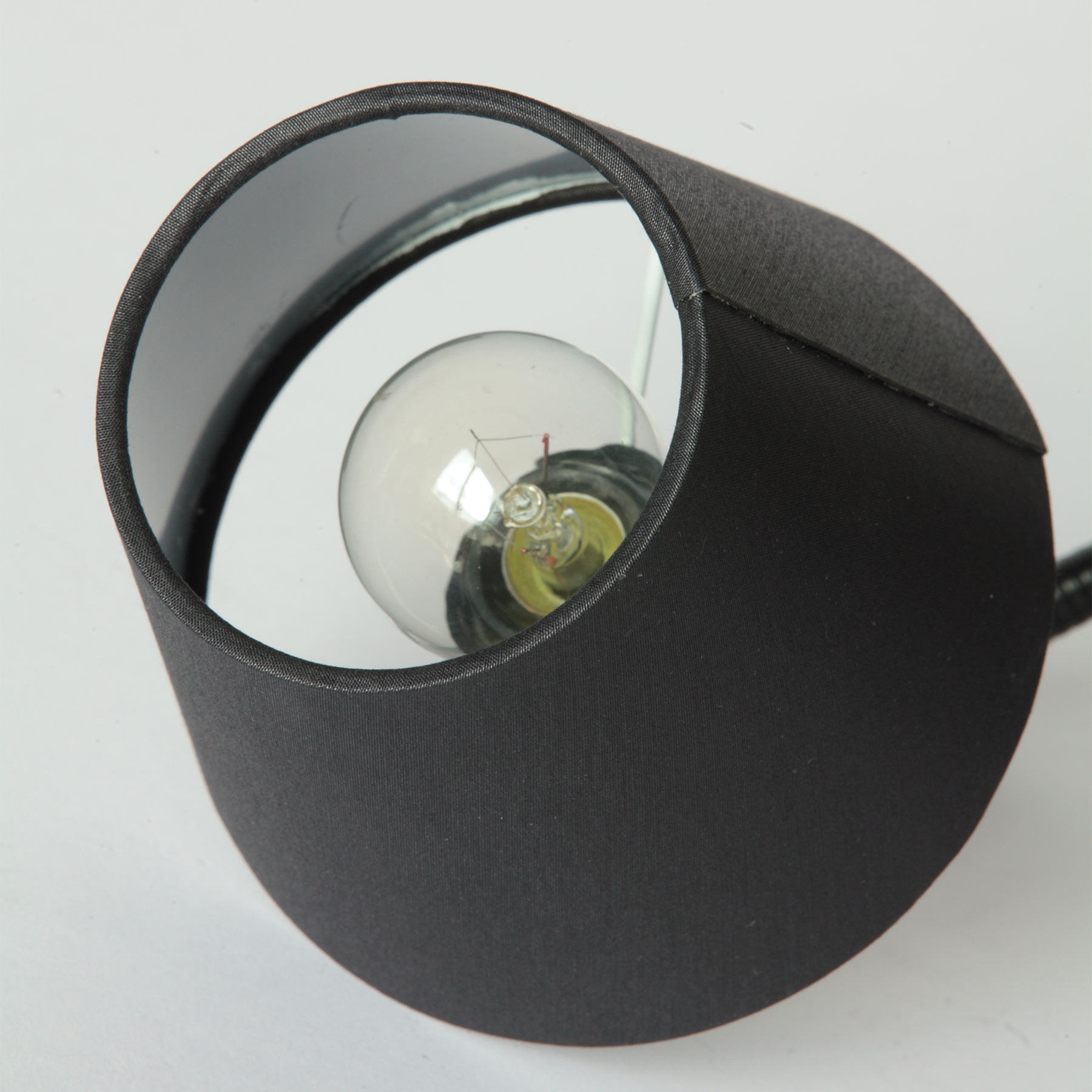 Flexible Steckerleuchte GLÜHWÜRMCHEN SCHWARZ mit Textil-Schirm, Bild 3 Flexible Steckerleuchte GLÜHWÜRMCHEN SCHWARZ mit Textil-Schirm, Bild 3