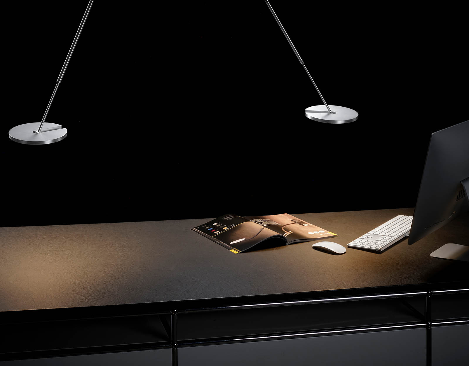 Lichtstarke Gelenk-Deckenleuchte mit zwei (höhen)verstellbaren Armen JANUS H, Bild 9 Lichtstarke Gelenk-Deckenleuchte mit zwei (höhen)verstellbaren Armen JANUS H, Bild 9