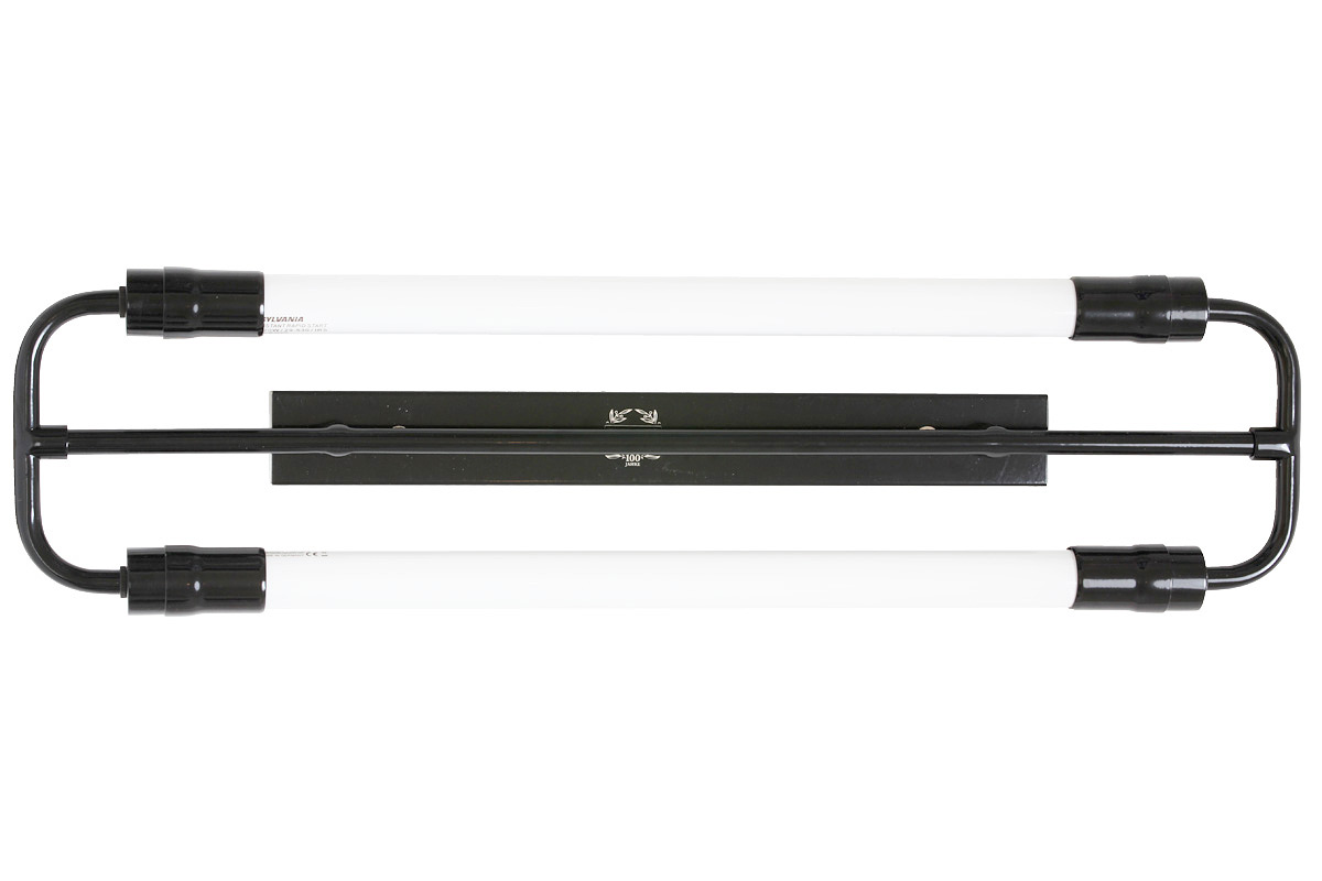 Fig. 5: Neon-Wandleuchte, kleines Modell MANNHEIM II Flat wall light for two fluorescent tubes: Neon-Wandleuchte, kleines Modell