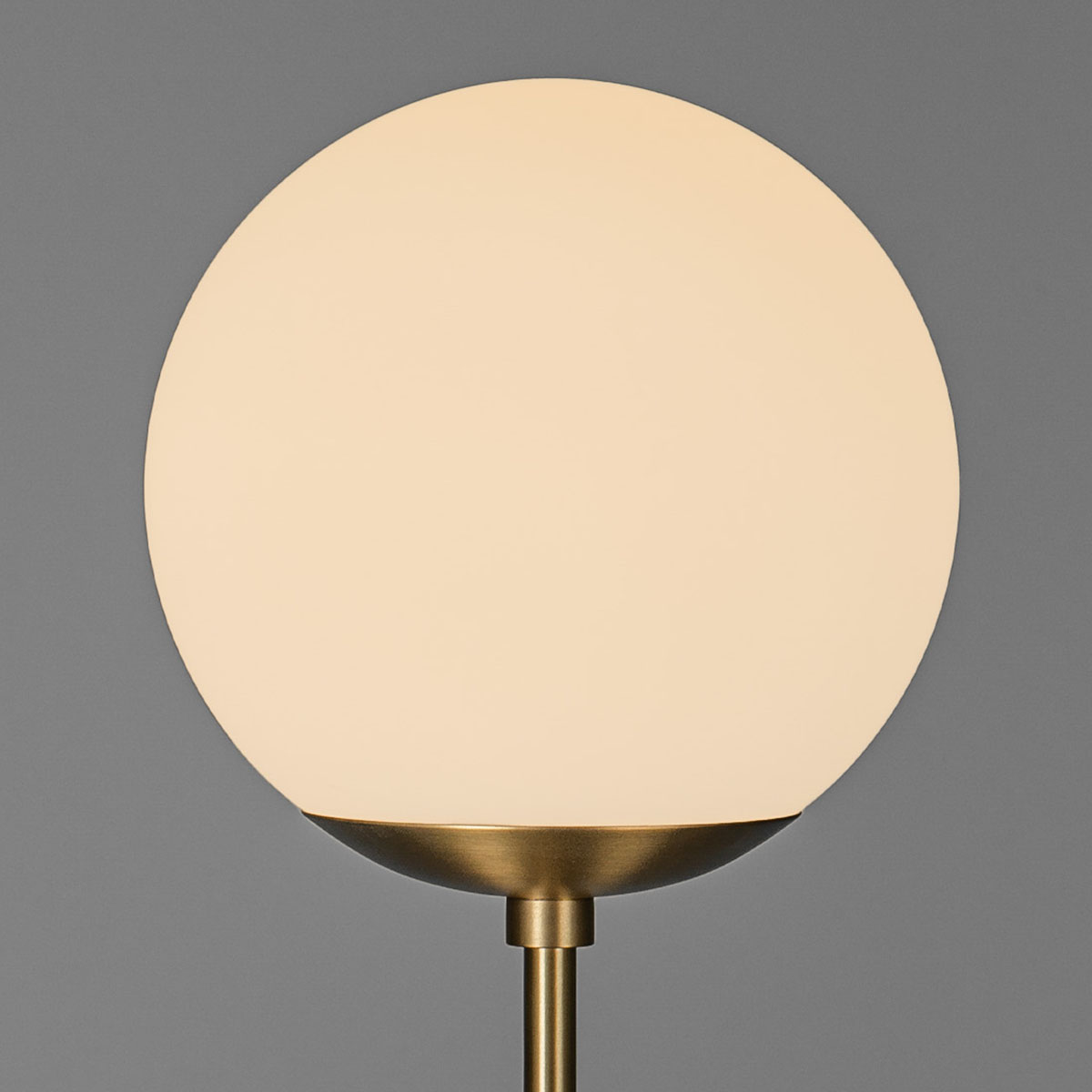 Moderner Glaskugel-Hängeleuchter ARMSTRONG LINEAR mit 10 Brennstellen, Bild 9 Moderner Glaskugel-Hängeleuchter ARMSTRONG LINEAR mit 10 Brennstellen, Bild 9