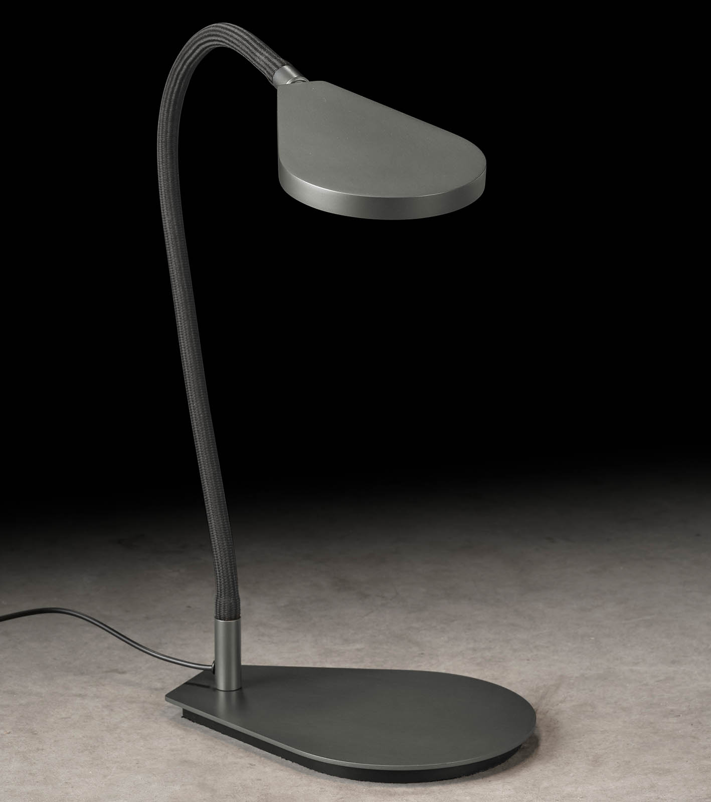 Helle Tischleuchte mit Flex-Arm TYPE T, Bild 6 Helle Tischleuchte mit Flex-Arm TYPE T, Bild 6