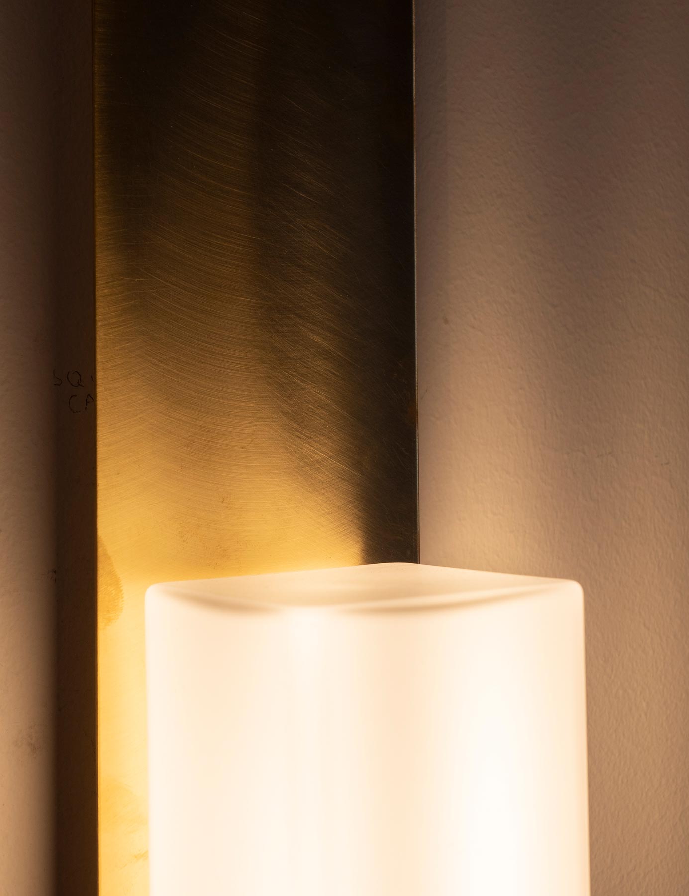 Kerzen-Design Wandleuchte mit Milchglas-Diffusor SQUARE CANDLE, Bild 2