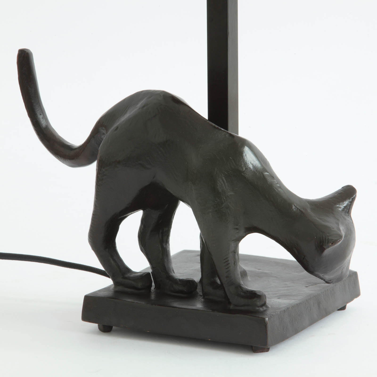 Bronzeguss-Leuchte LILI mit Katzenskulptur und Stoffschirm: Bronze brüniert