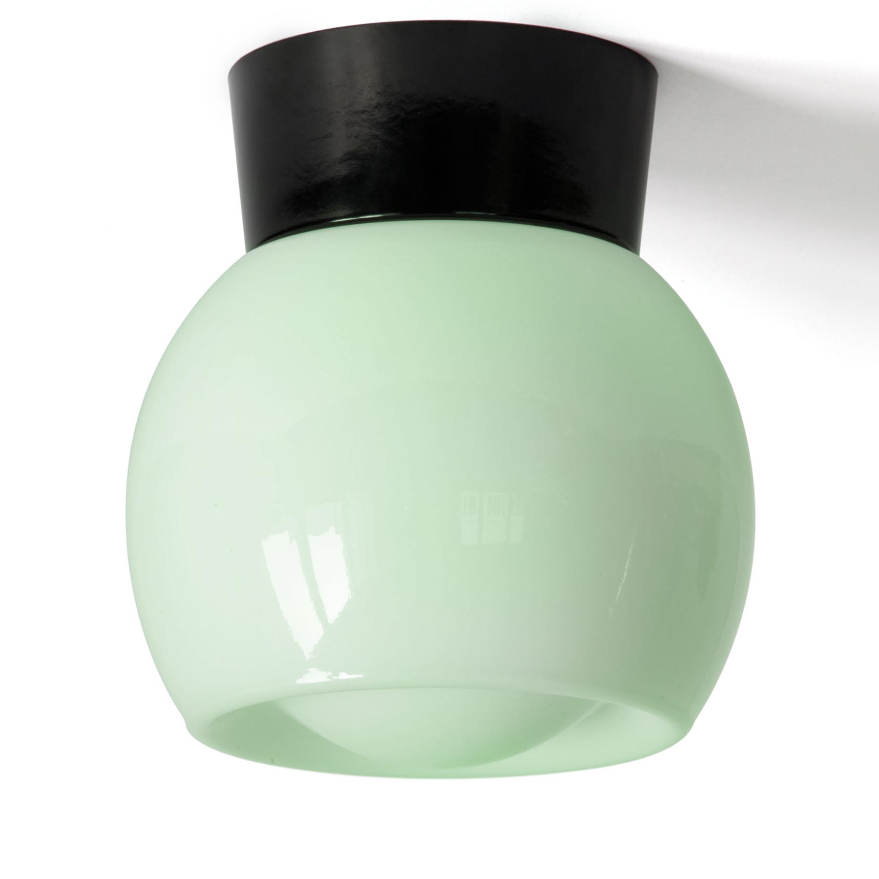 Pastellglas-Deckenleuchte mit Bakelitsockel KNOB, verschiedene Farben: Die minimalistische Deckenleuchte mit schwarzem Backelitsockel, hier mit grünem Opalglas
