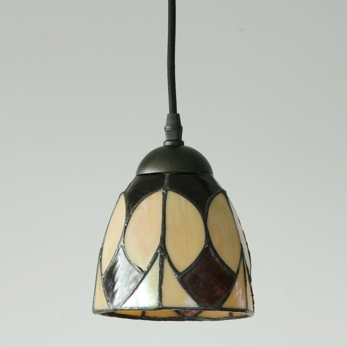 Kleine Hängeleuchte mit Amsterdamer Tiffanyglas-Schirm, Bild 2