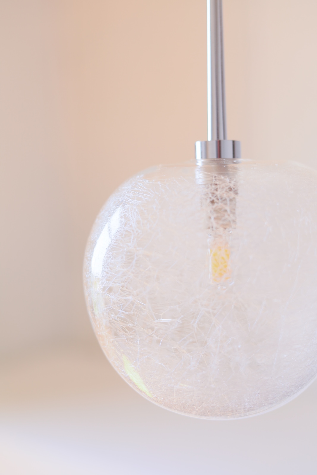 Ideal zur Aufhängung in Gruppen: Zierliche Glas-Hängeleuchte GALET, Fig. 3 Ideal zur Aufhängung in Gruppen: Zierliche Glas-Hängeleuchte GALET, Fig. 3