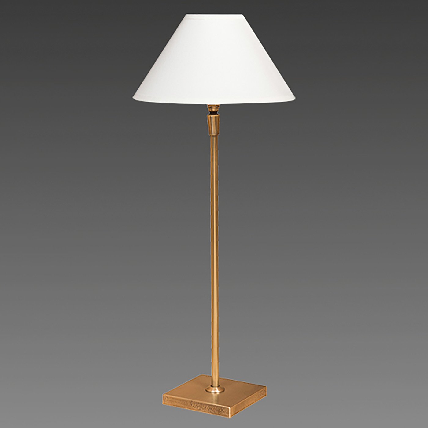 Classic, Simple Table Lamp with Brass Base, Three Sizes L20: Model 2 in natur matt satiniert