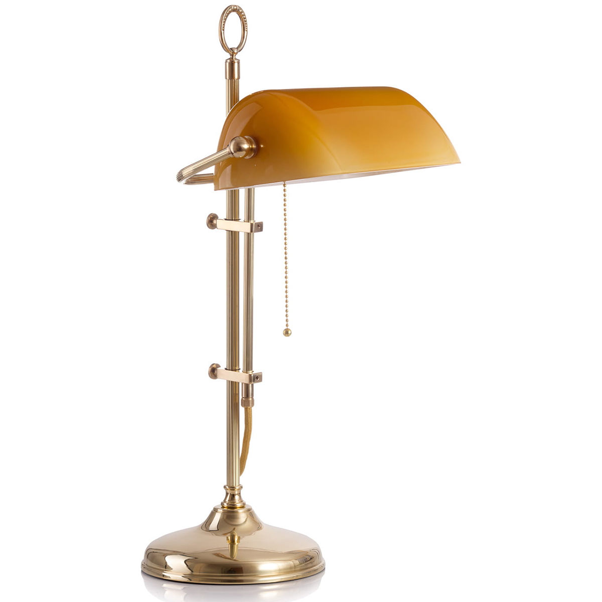 Klassische Schreibtischlampe: Bankerlampe mit rundem Sockel: Messing poliert, mit kanneliertem Gestänge, cognacfarbener Glas-Schirm
