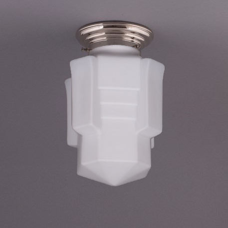 Kleine Deckenlampe mit matt-opalem Art Déco-Glas Ø 16 cm: Deckenteil dezent gestuft, glänzend vernickelt