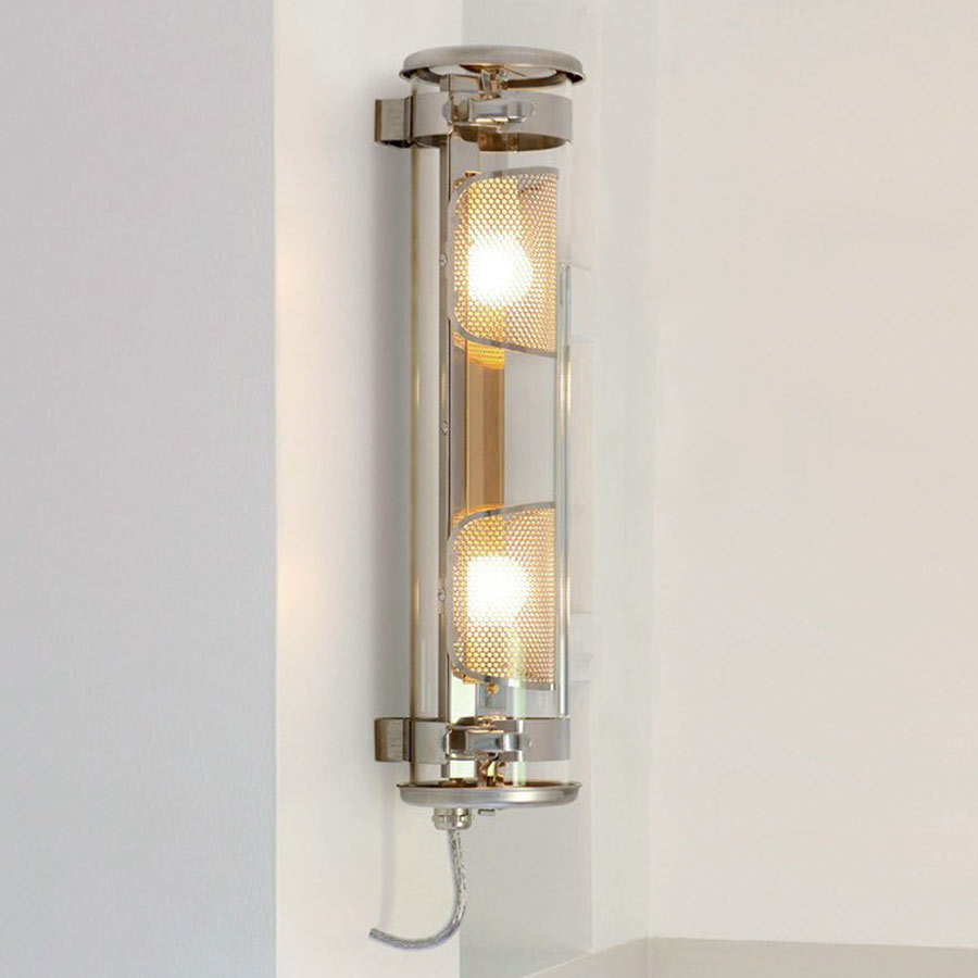 Universelle Glasröhren-Leuchte RIMBAUD mit IP68: Glasröhren-Leuchte RIMBAUD, hier senkrecht an der Wand, Reflektor in Kupfer, mit Gewebeabschirmung