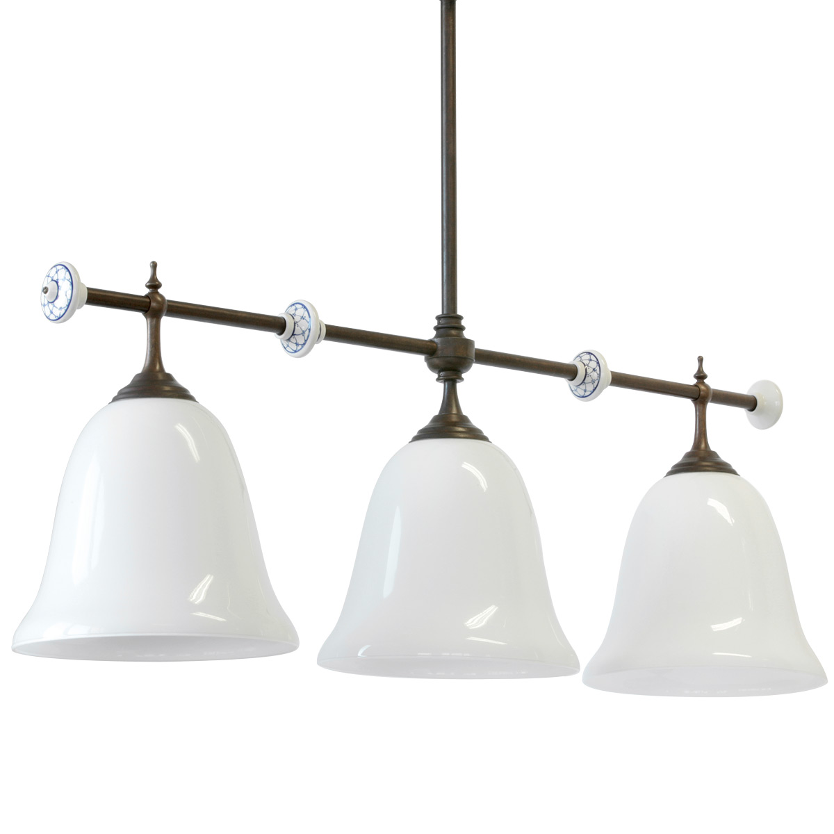 Landhaus-Tischbeleuchtung: Balkenleuchte mit drei Glasschirmen CARACOI Landhaus-Tischbeleuchtung: Balkenleuchte mit drei Glasschirmen CARACOI